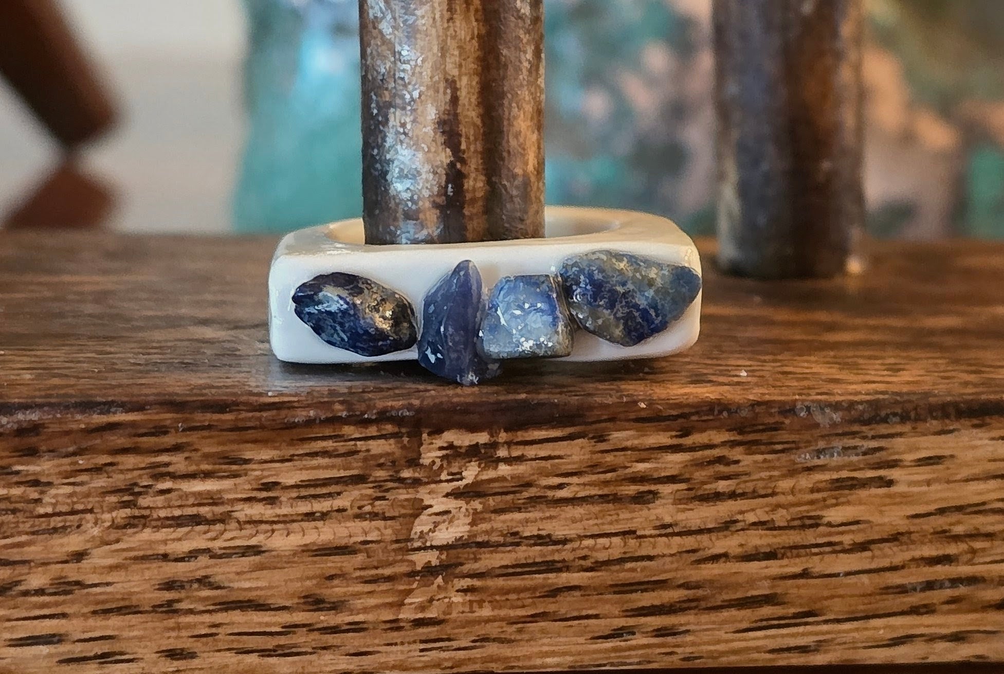 Ring with Lapis lazuli