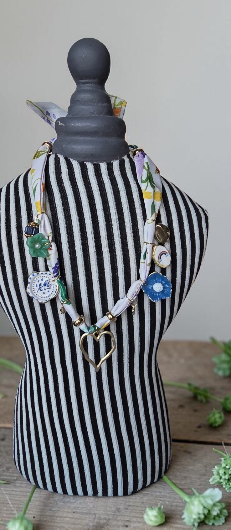 Spring necklace in vibrant colors