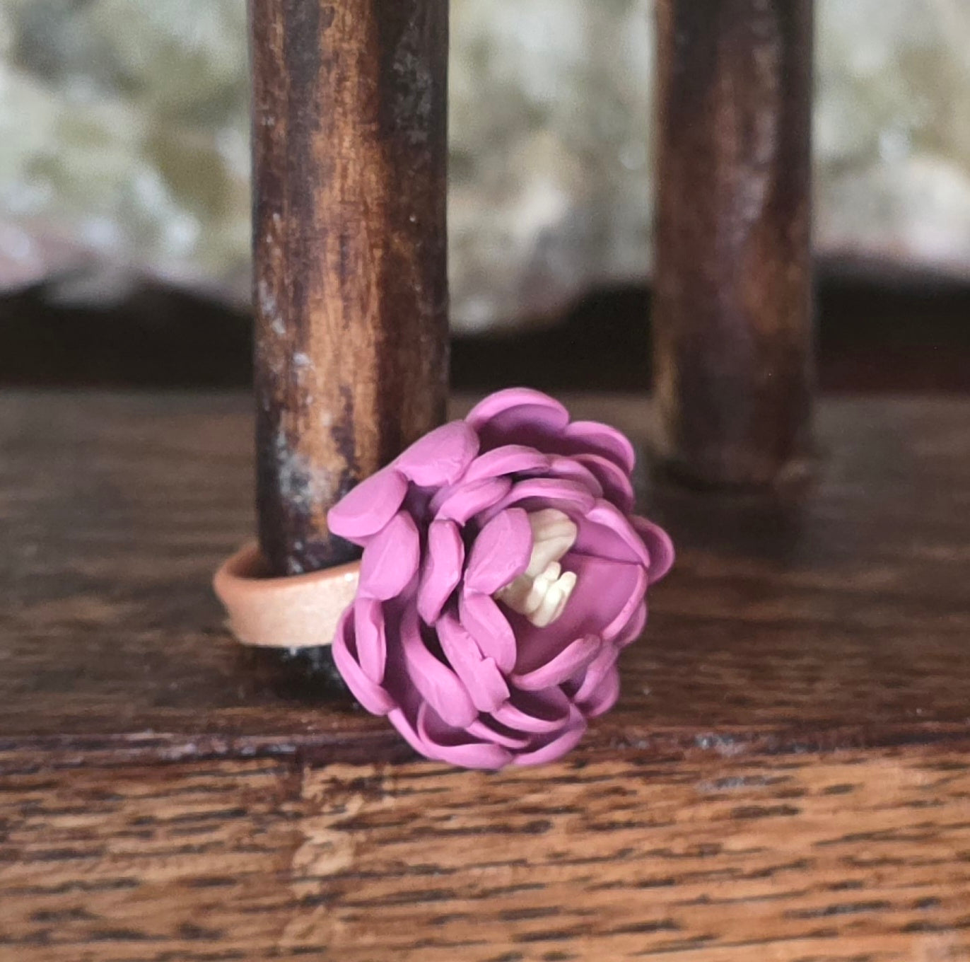Chrysanthemum flower ring