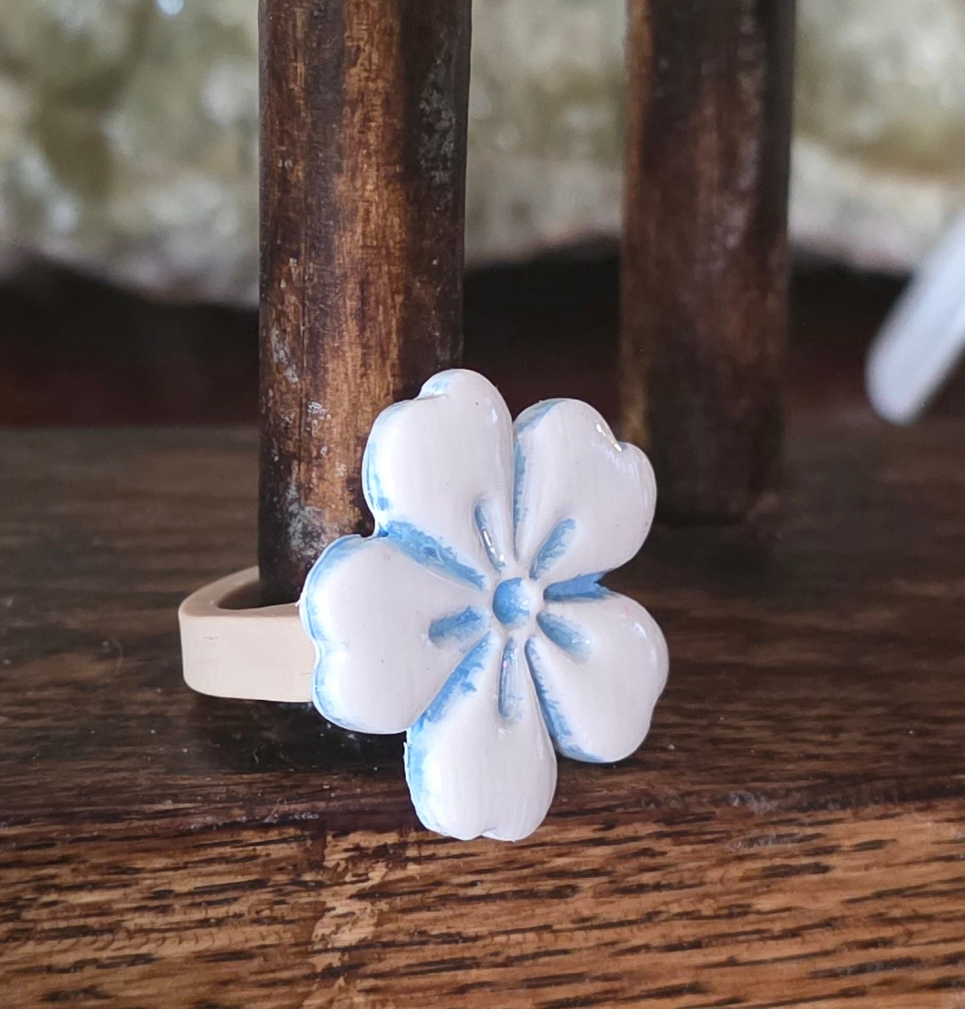 White flower ring