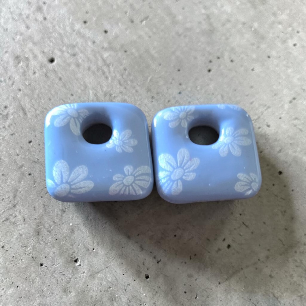 Charms corner