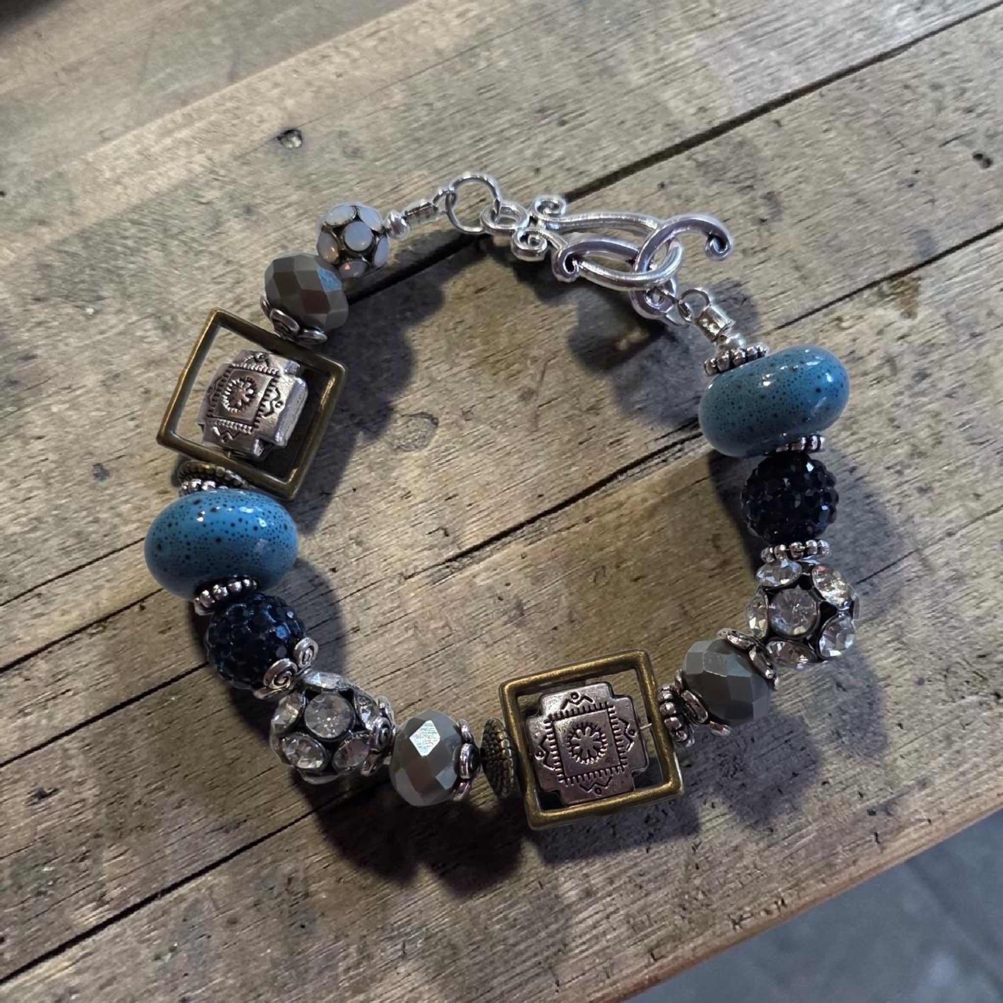 Silver and blue beads bracelet