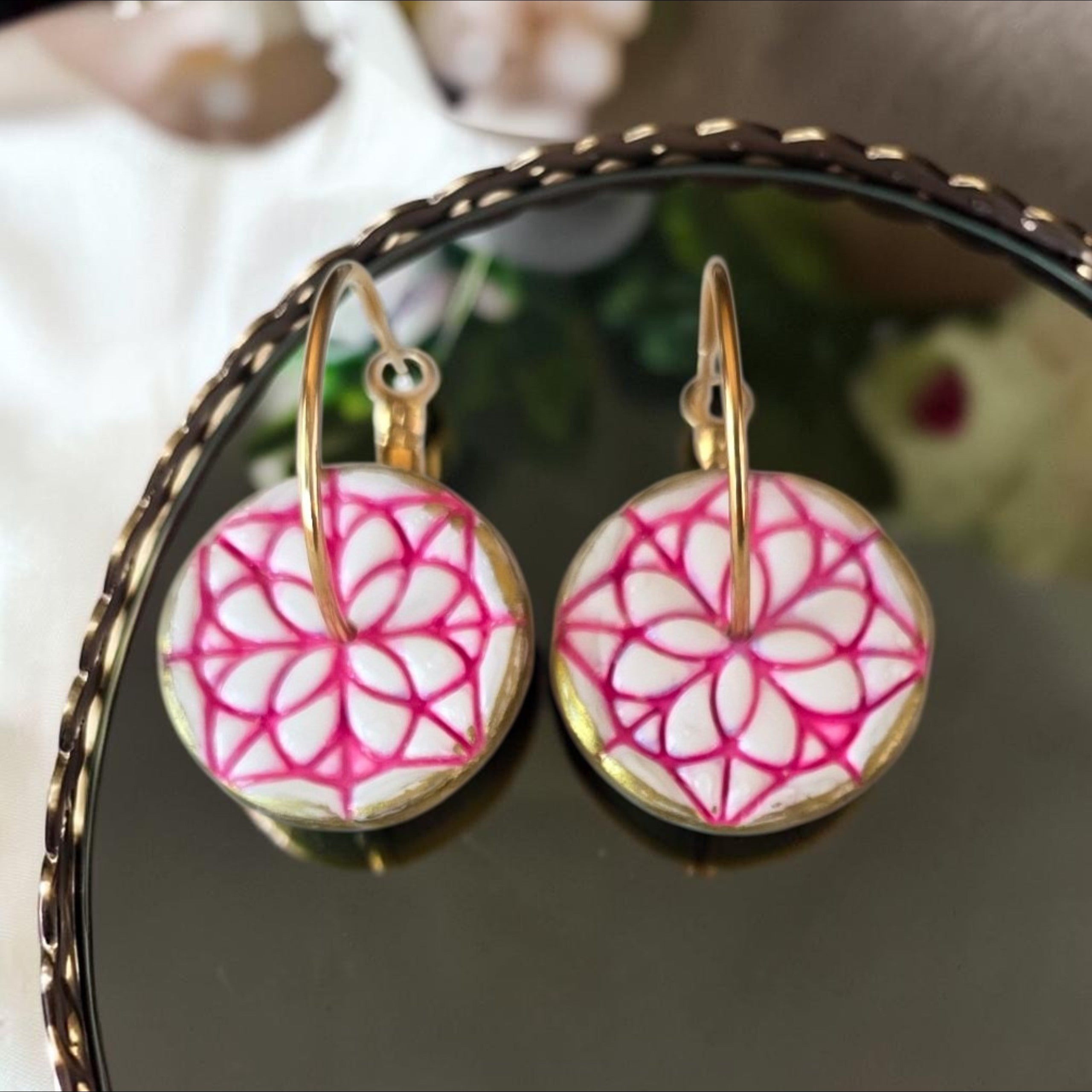 Circle tile dangles