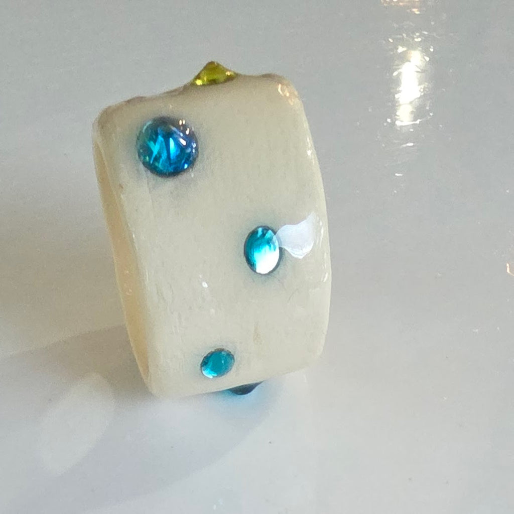 White Gemstones Ring Size 6
