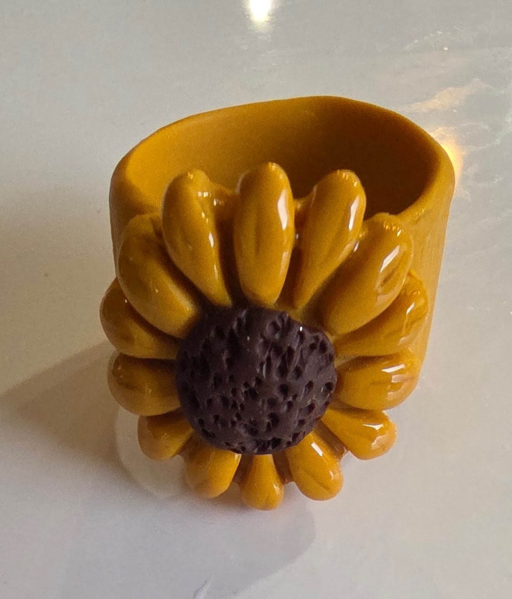 Sunflower Ring (Size 6)