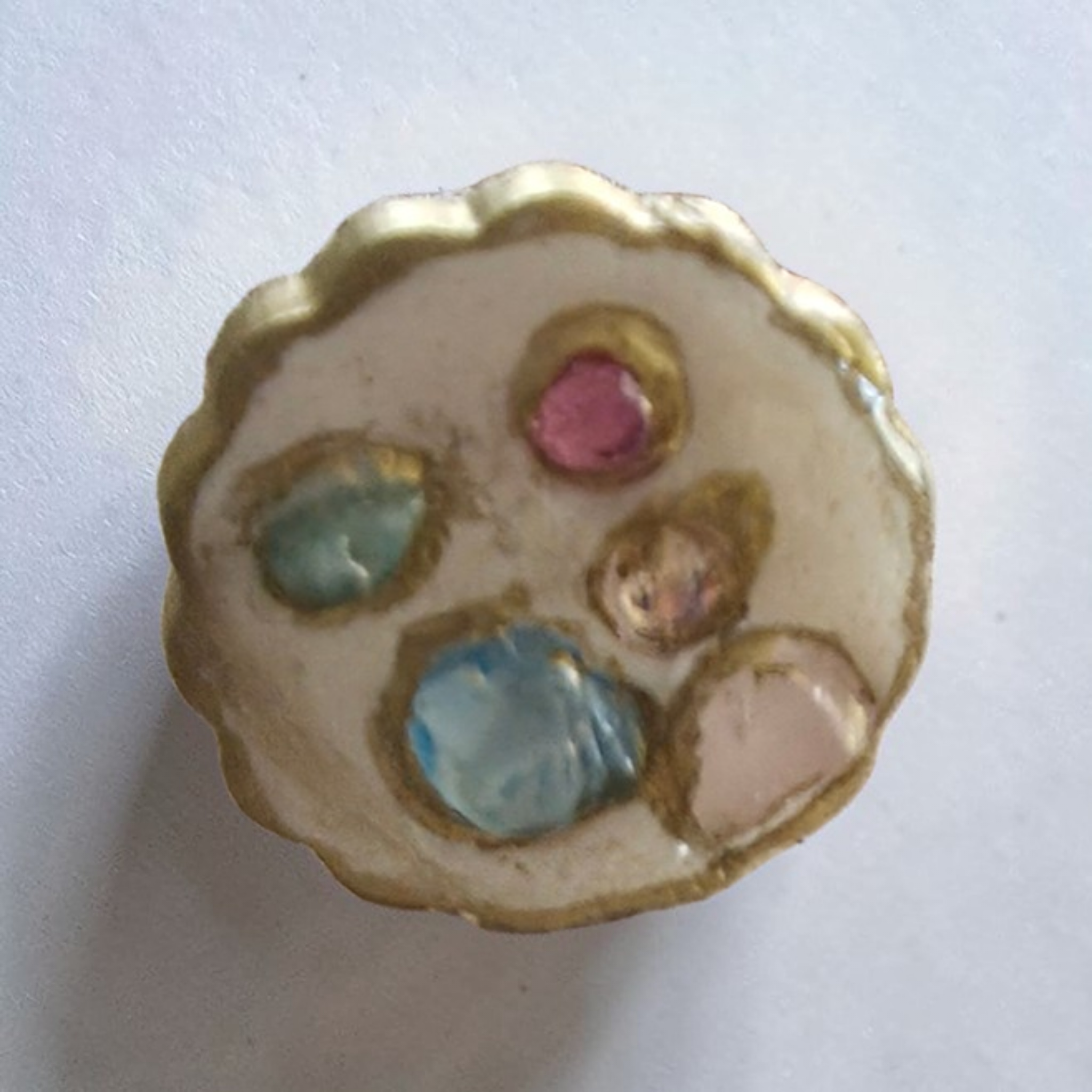 Stone ring curvy shaped